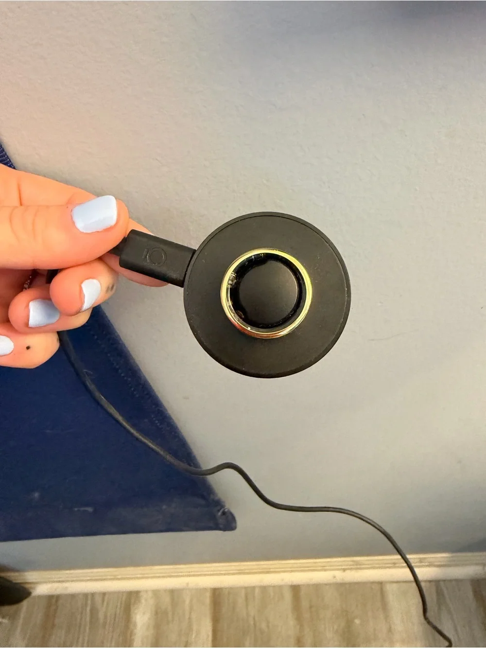 Oura Horizon Gold Ring - Size 9 with Charging Dock